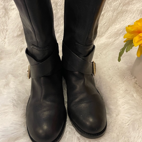 Vince Camuto Mid Calf Boots w/ crossbody bag set! - Picture 9 of 10